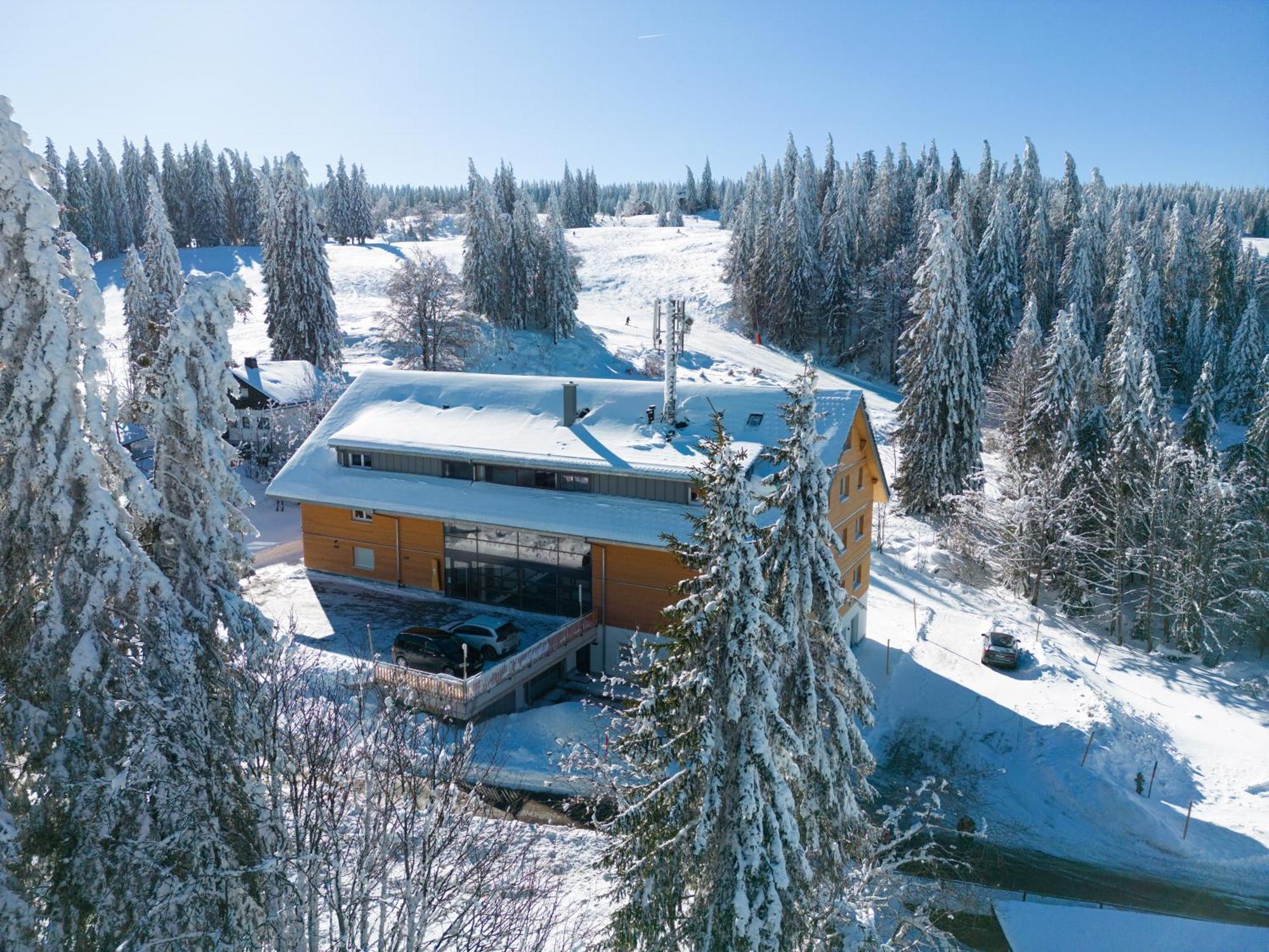 Stube9 Am Feldberg, Direkt An Der Skipiste, Ski In-Ski Out Фелдберг Екстериор снимка